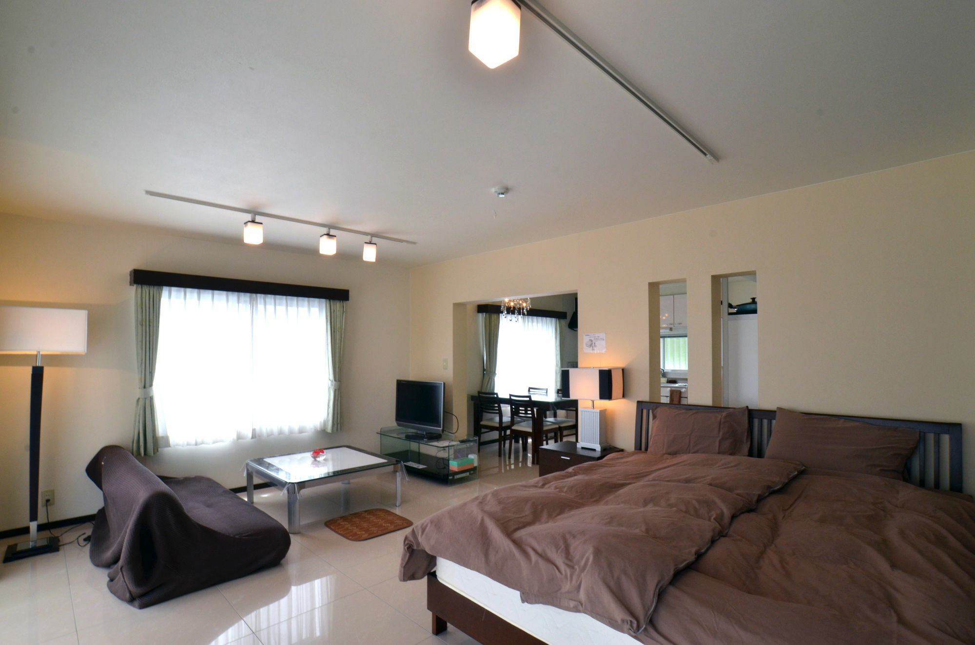 Condominium Ceaser Nakijin Eksteriør billede