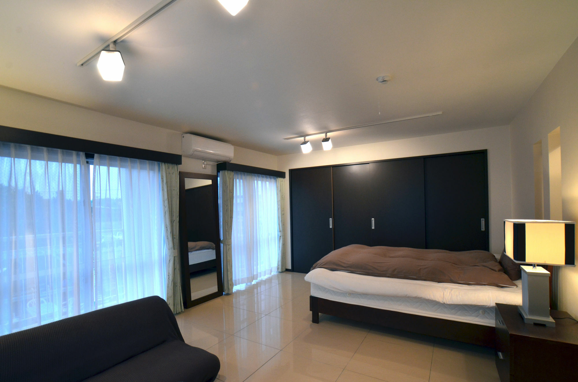 Condominium Ceaser Nakijin Eksteriør billede